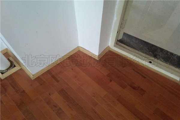 運(yùn)動(dòng)木地板