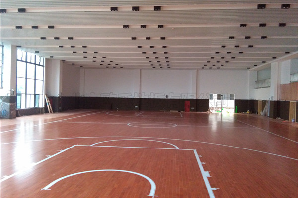 籃球木地板